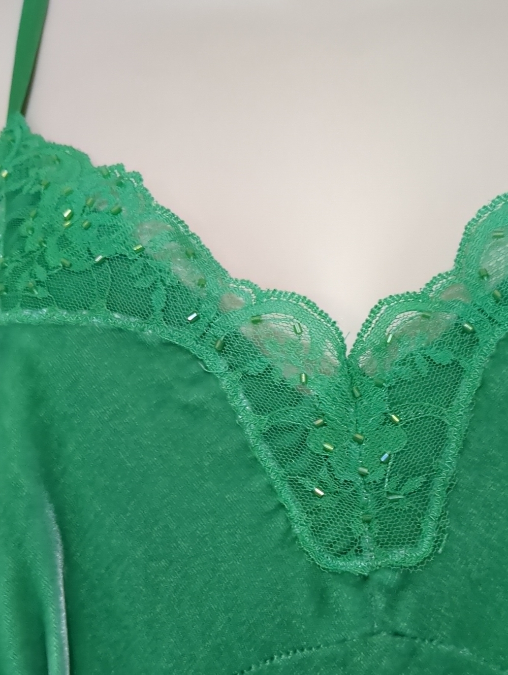 Karen Kane Velvet Lace Trim V Neck Tank Top Cami Beaded Green Size M - Picture 2 of 10